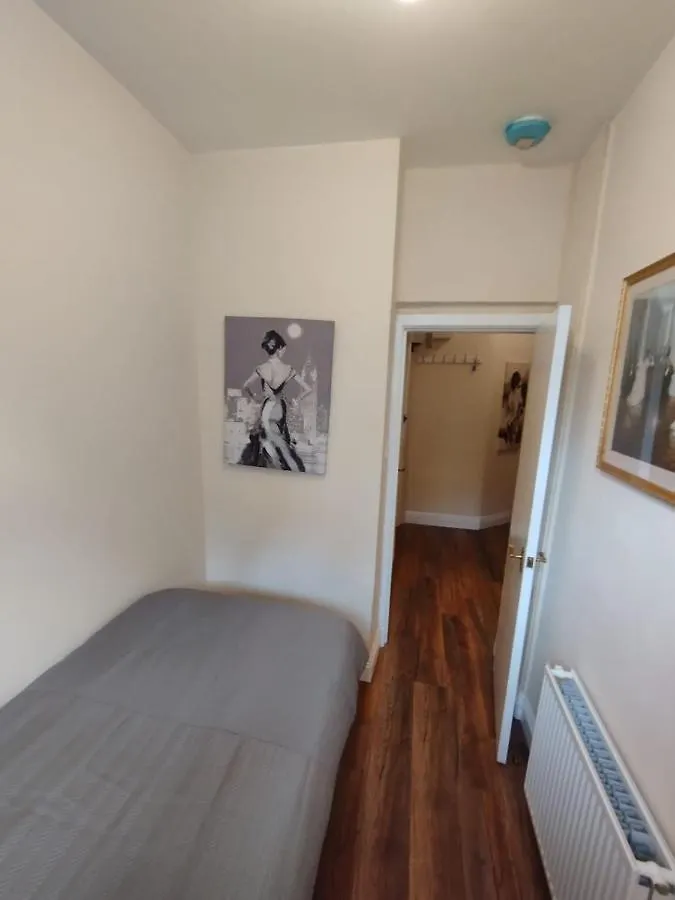 Edinburgh Park View Apartments: Central 2-Bedroom with Free Parking United Kingdom