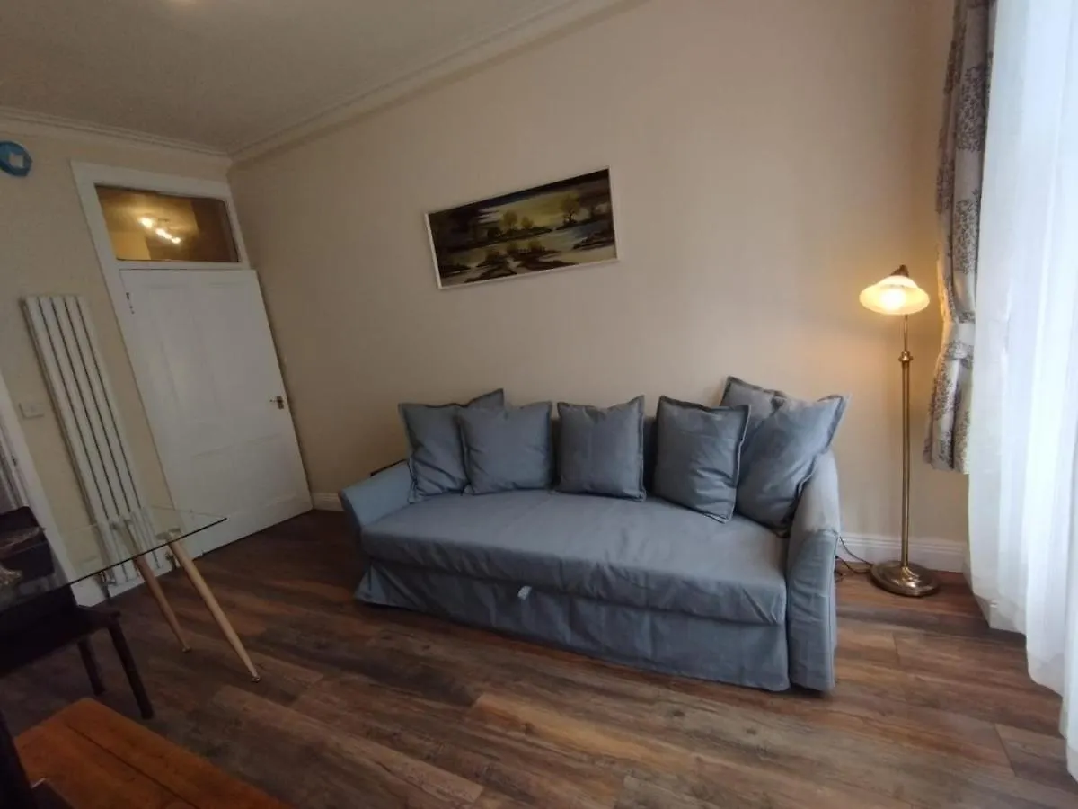 Edinburgh Park View Apartments: Central 2-Bedroom with Free Parking 0*,  United Kingdom